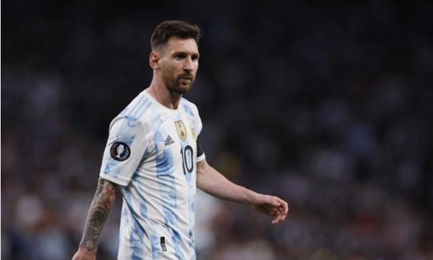 网友晒网购无印良品收到数十米包装空气柱引热议，无印良品回应过度包装